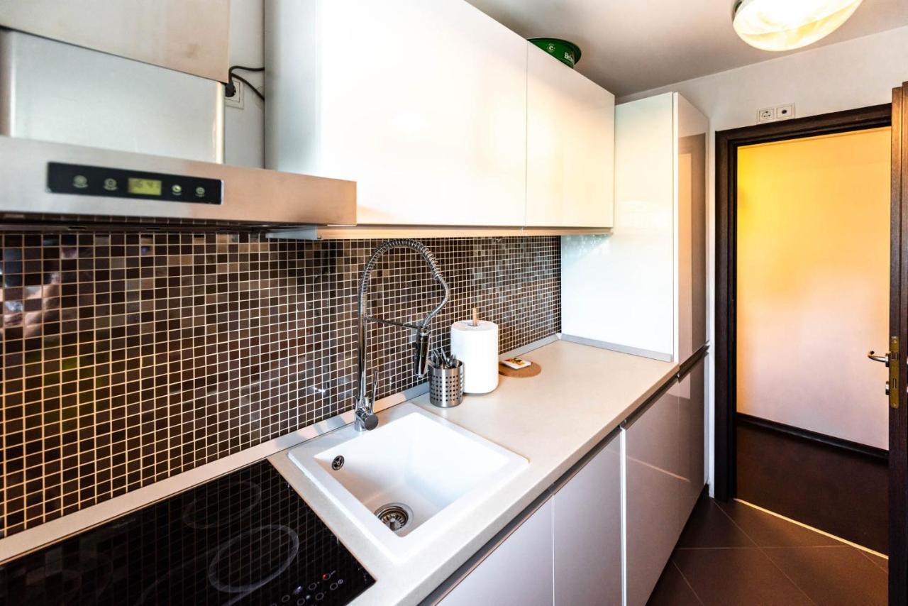 La Nueve Suite Braşov Esterno foto
